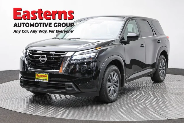 2024 Nissan Pathfinder S