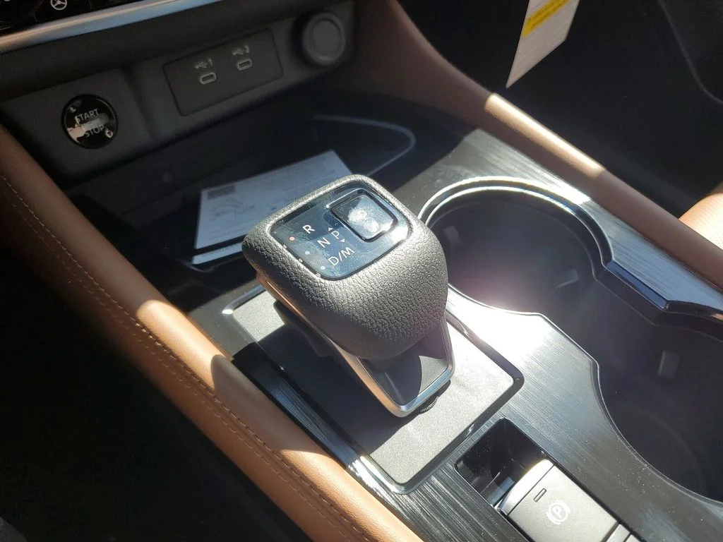 New 2026 Everest White Pearl TriCoat / Super Black Two-tone Nissan Platinum image 19