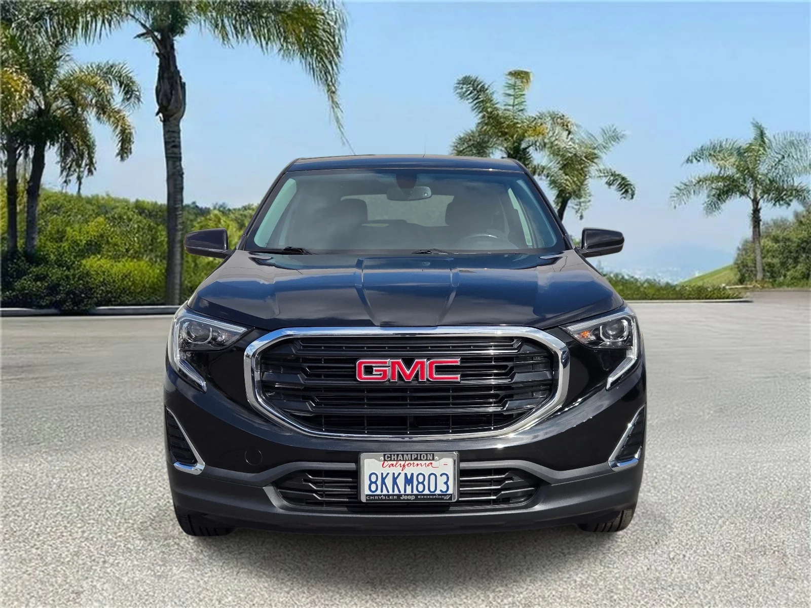 Used 2019 Ebony Twilight Metallic GMC FWD 4dr SLE image 3
