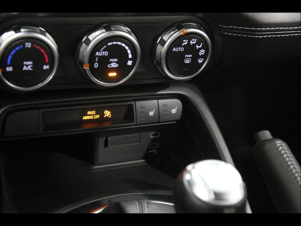 2025 Mazda MX-5 Miata Grand Touring - Photo 15