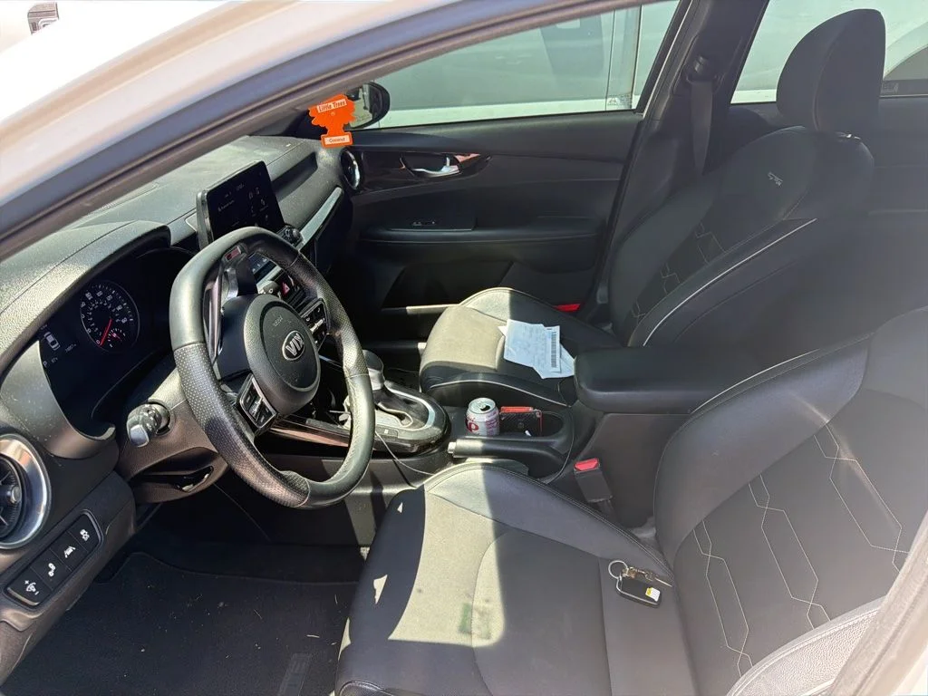 Used 2021 White Kia GT-Line image 5