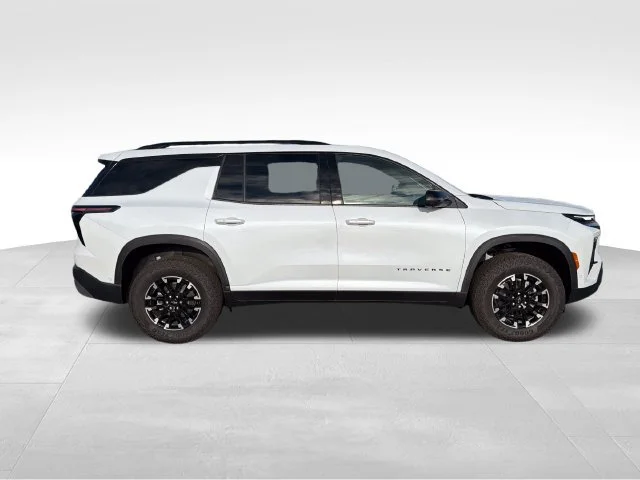 New 2026 Polar White Tricoat Chevrolet Z71 image 6