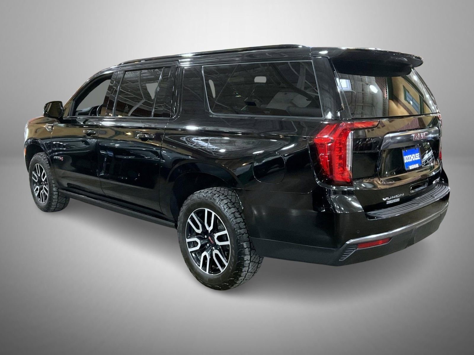 2023 GMC Yukon XL AT4 - Photo 7
