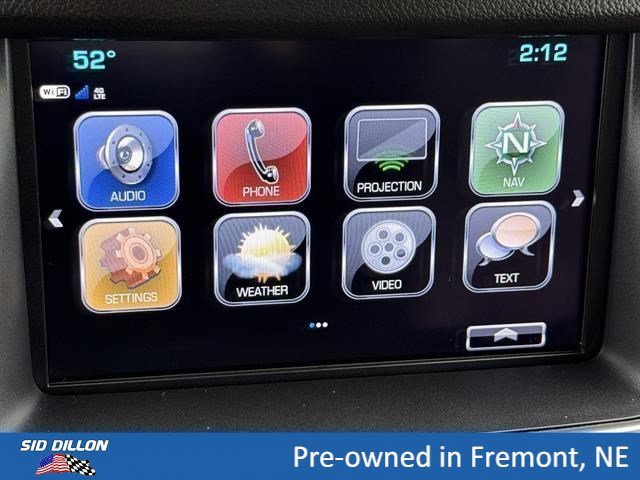 Used 2020 Iridescent Pearl Tricoat Chevrolet Premier image 4