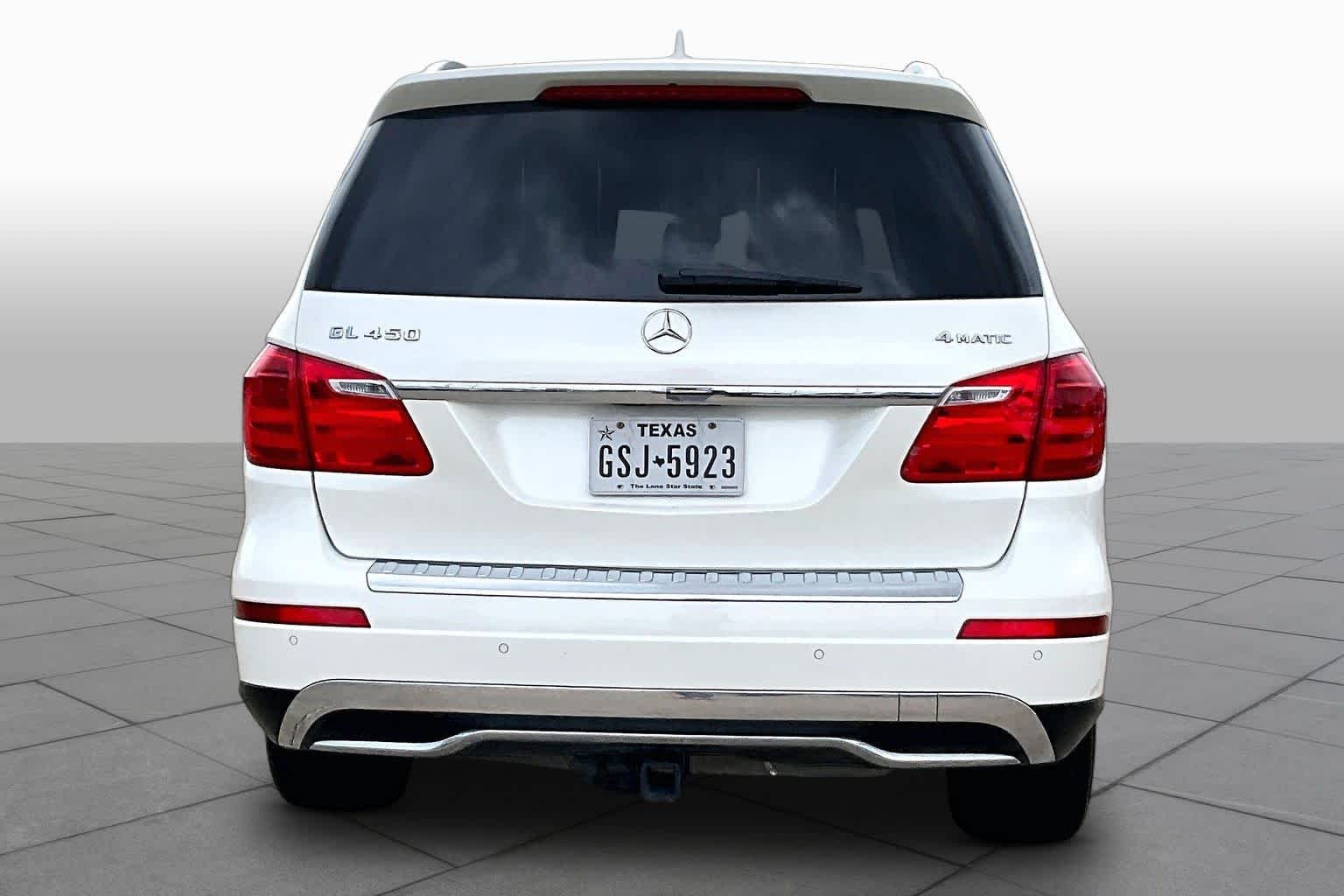 Used 2015 Diamond White Metallic Mercedes-Benz GL 450 image 5