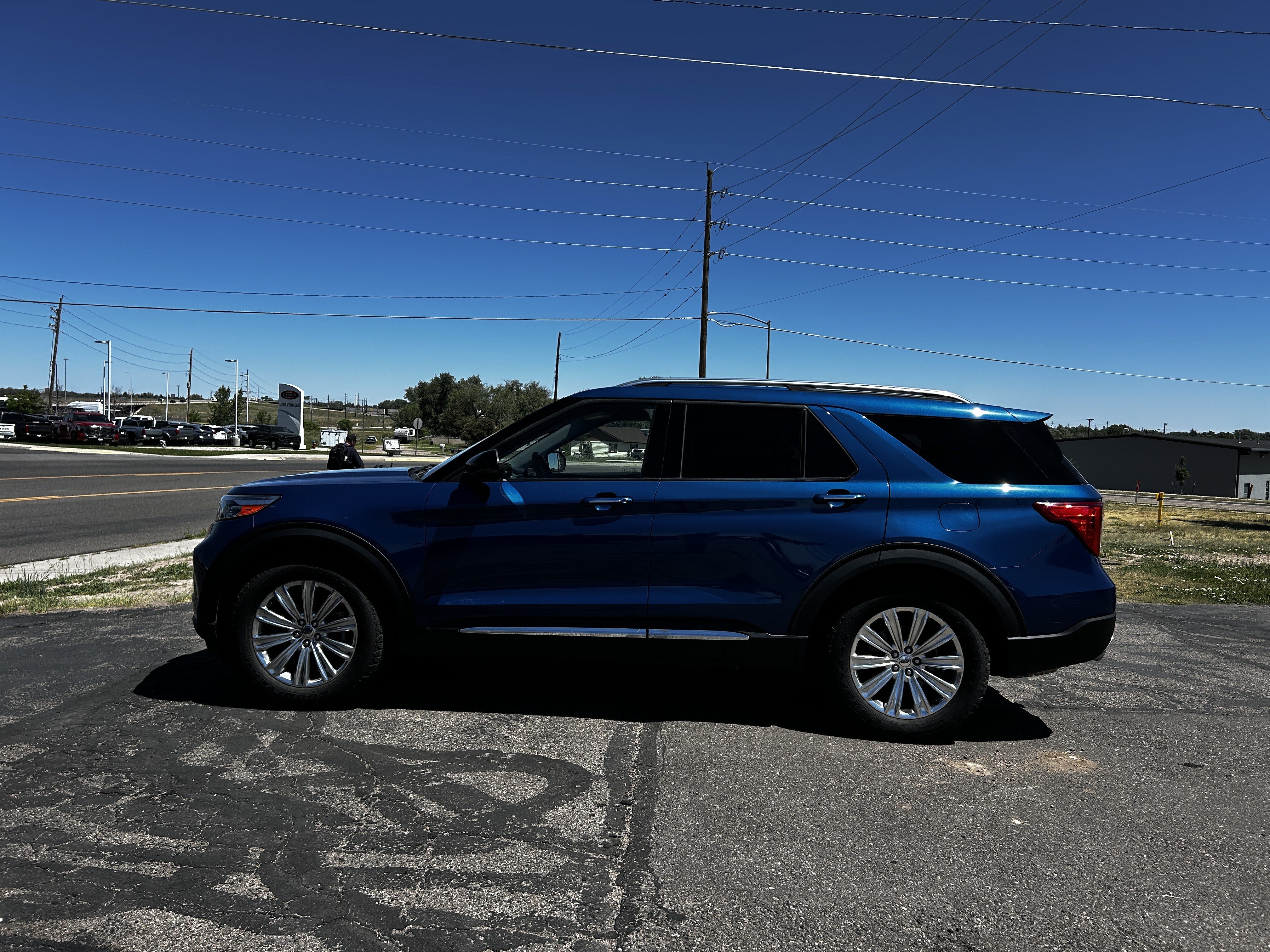 Used 2021 Atlas Blue Metallic Ford Limited image 2