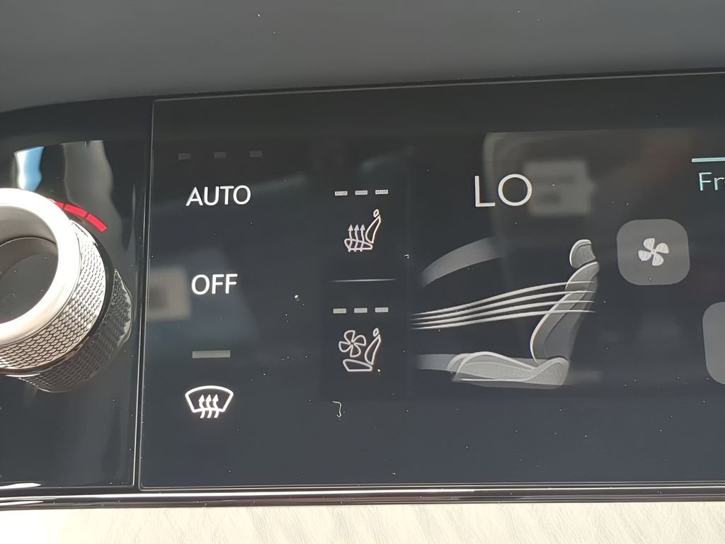 2026 GENESIS GV70 Sport Prestige - Photo 21