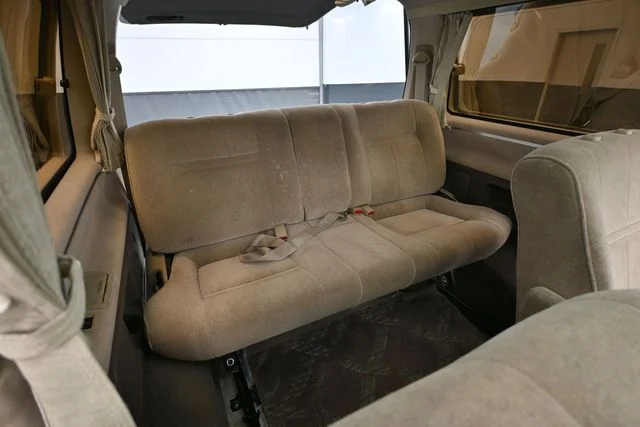 Used 1999 White Toyota Limited image 27