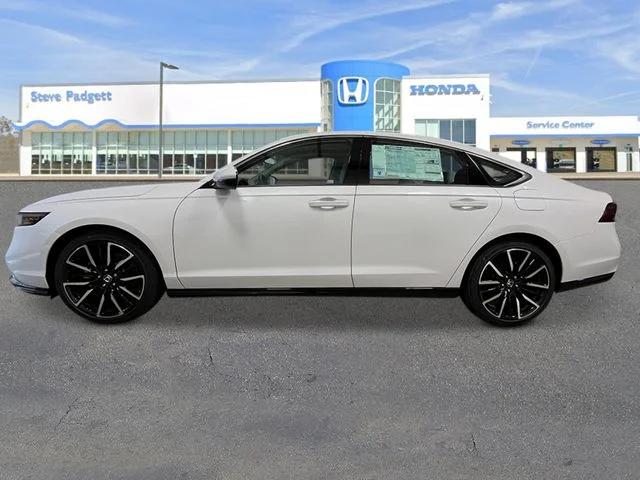 New 2026 Platinum White Pearl Honda Touring image 2