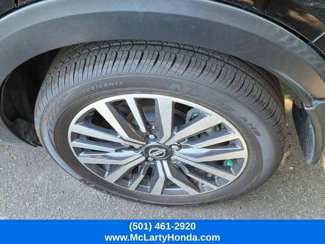 Used 2023 Super Black Nissan SV image 6