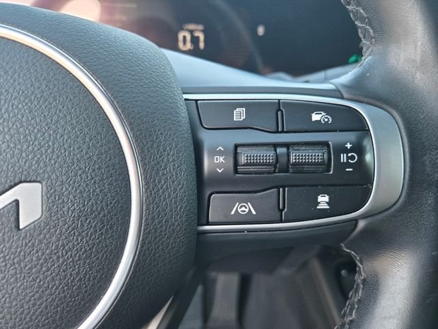 Used 2025 Blue Kia GT-Line image 18