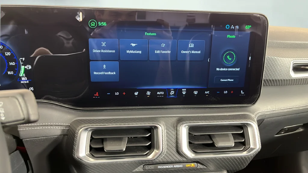 Used 2025 White Ford GT Premium image 29