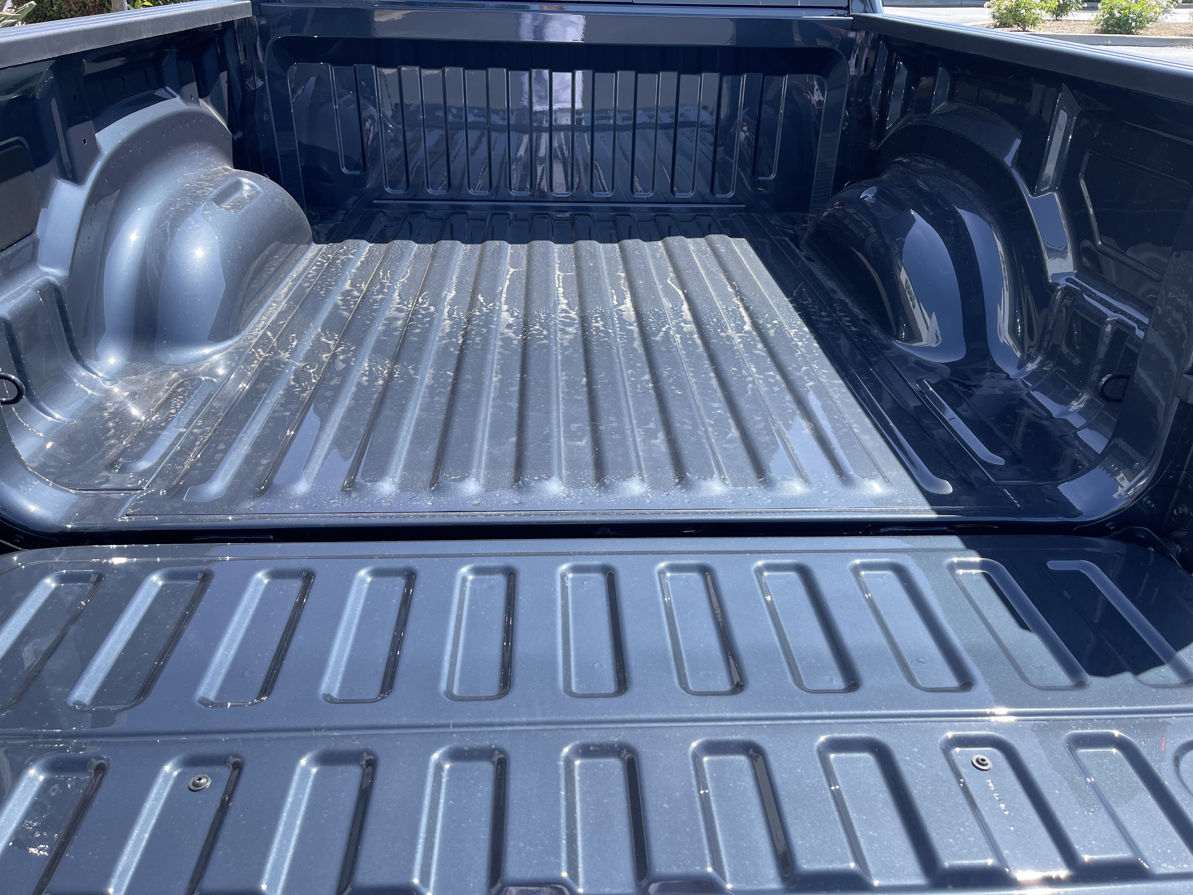New 2026 Forged Blue Metallic Exterior Paint RAM Big Horn/Lone Star image 15