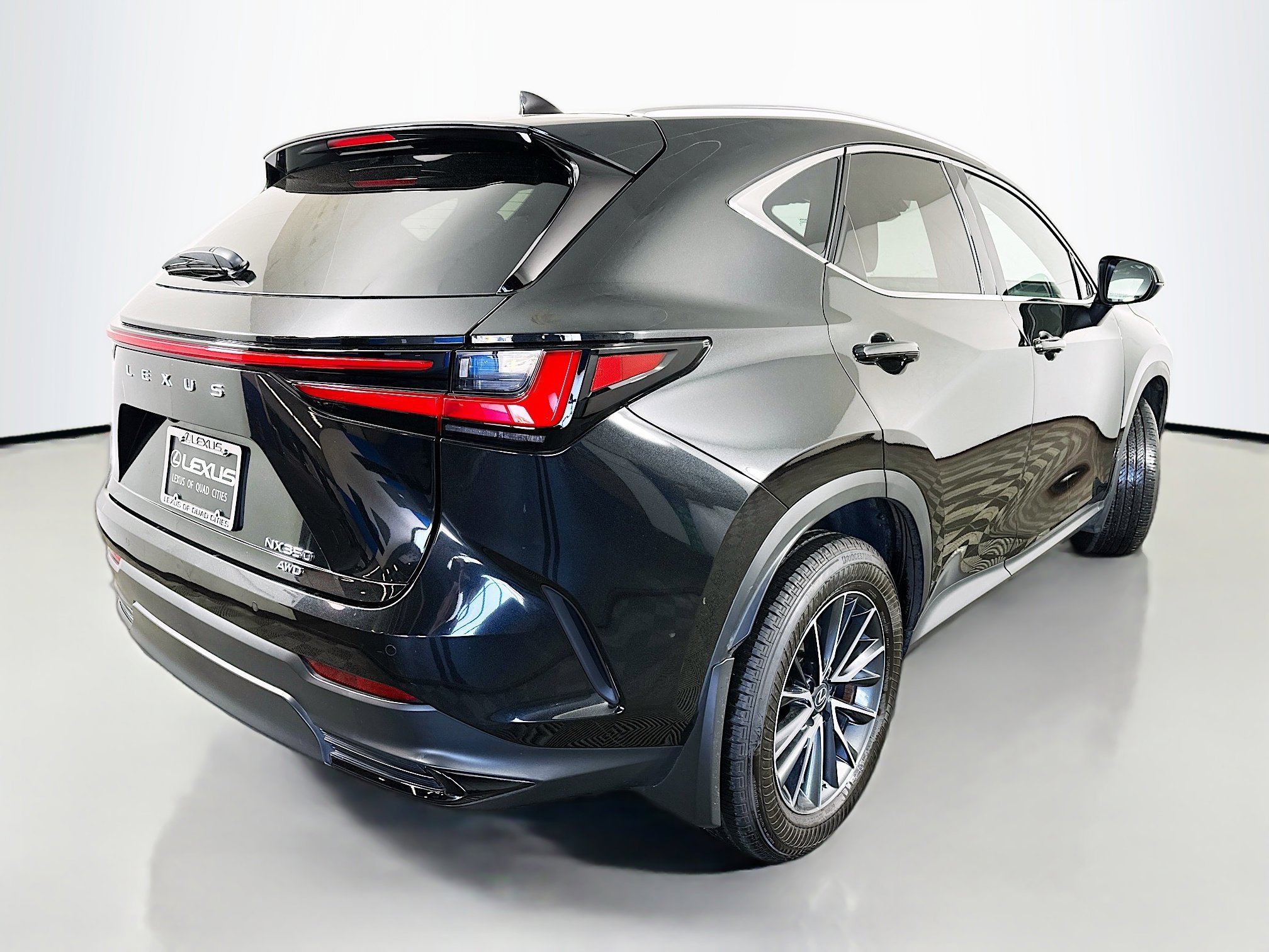 2025 Lexus NX 350 - Photo 7