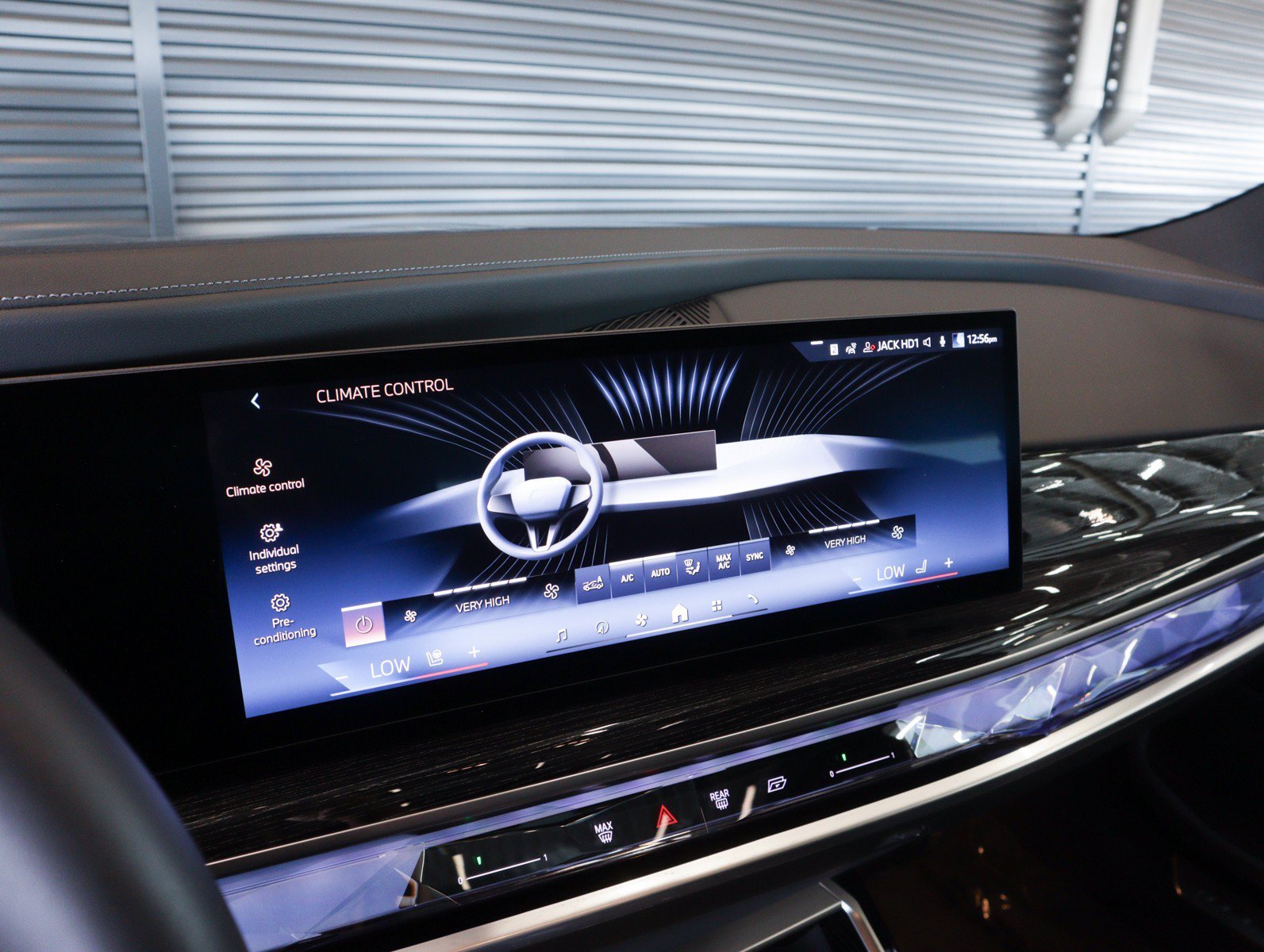 Used 2025 Frozen Deep Grey BMW 740i image 22