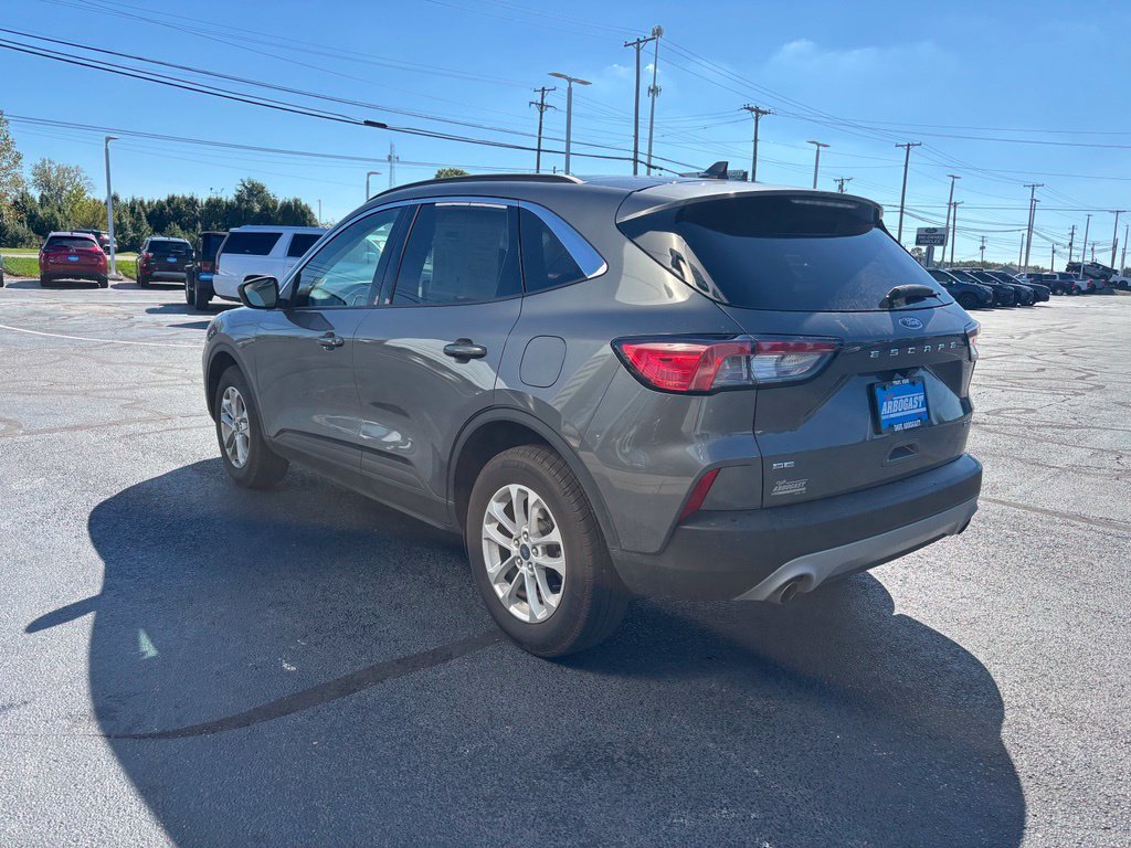 Used 2022 Gray Metallic Ford SE image 7