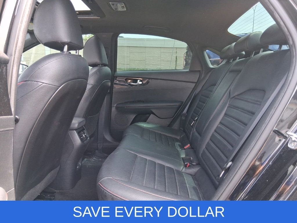 Used 2022 Black Kia GT image 19