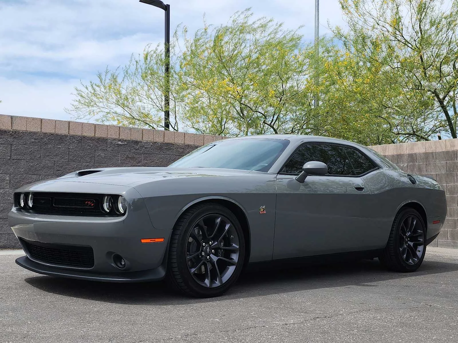 Used 2023 Destroyer Gray Clearcoat Dodge R/T Scat Pack image 5