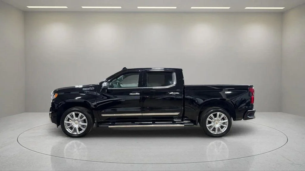 2023 Chevrolet Silverado 1500 High Country - Photo 8