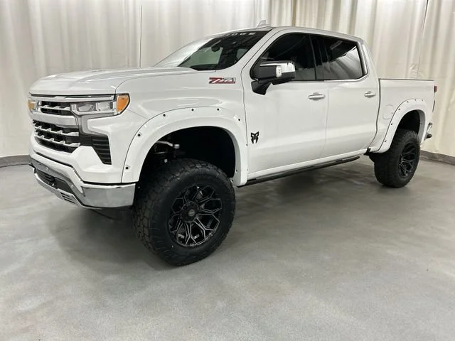 2025 Chevrolet Silverado 1500 LTZ - Photo 2