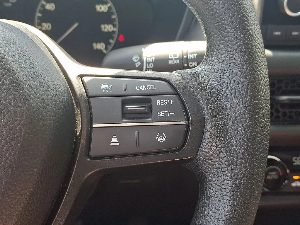 Used 2025  Honda LX image 21