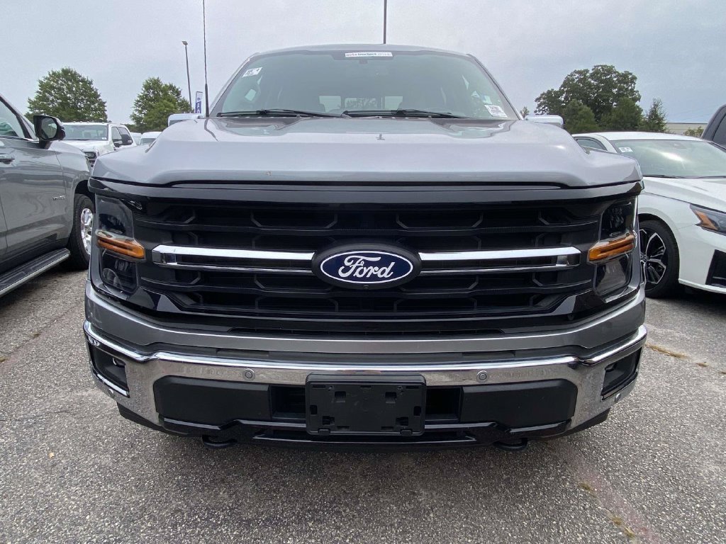 Certified Used 2024 Iconic Silver Metallic Ford XLT image 2