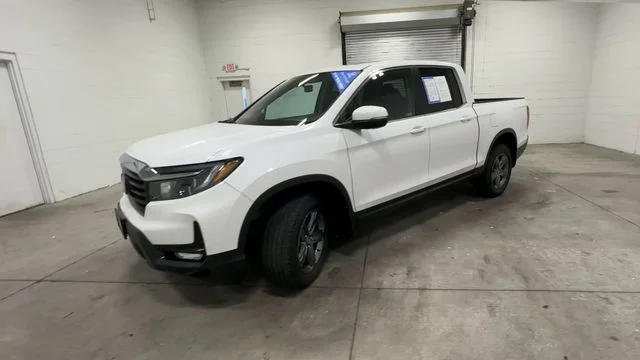 Certified Used 2023 Platinum White Pearl Honda RTL image 7