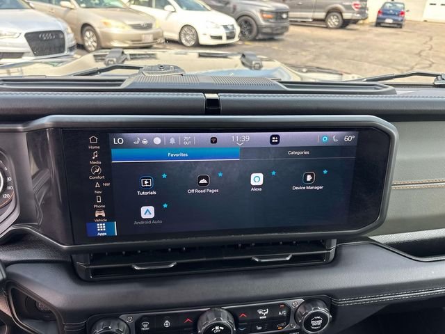 Certified Used 2025 Black Clearcoat Jeep Mojave image 27