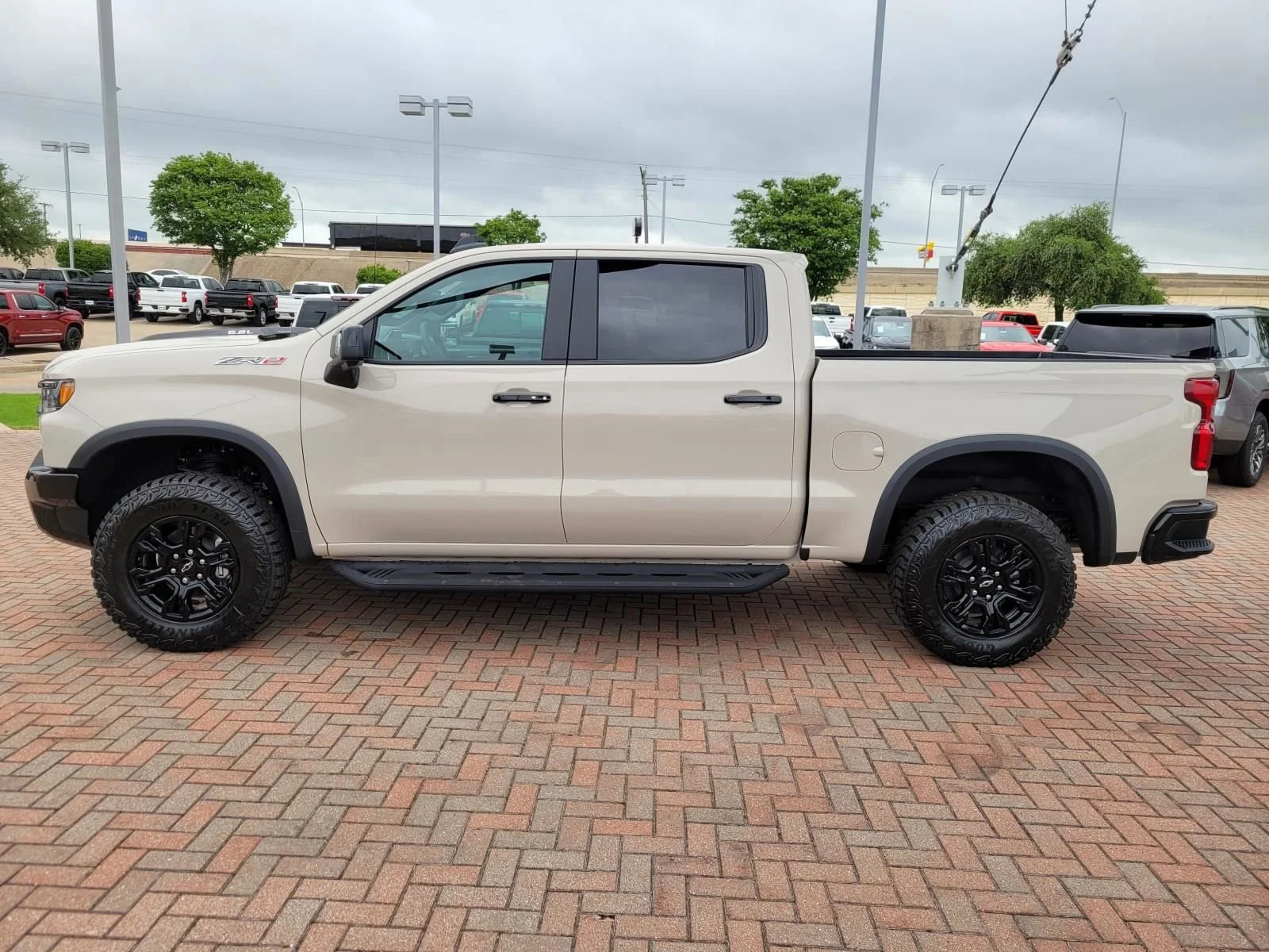 New 2026 White Sands Chevrolet ZR2 image 2