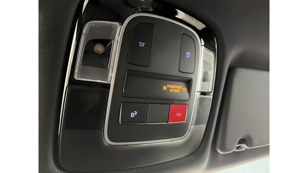 2025 Hyundai Santa Cruz SE - Photo 23
