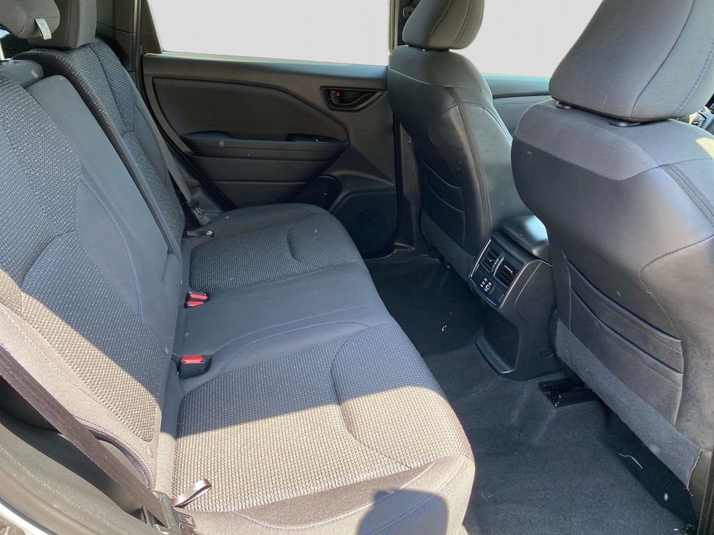 Used 2025 Beige Subaru Premium image 27