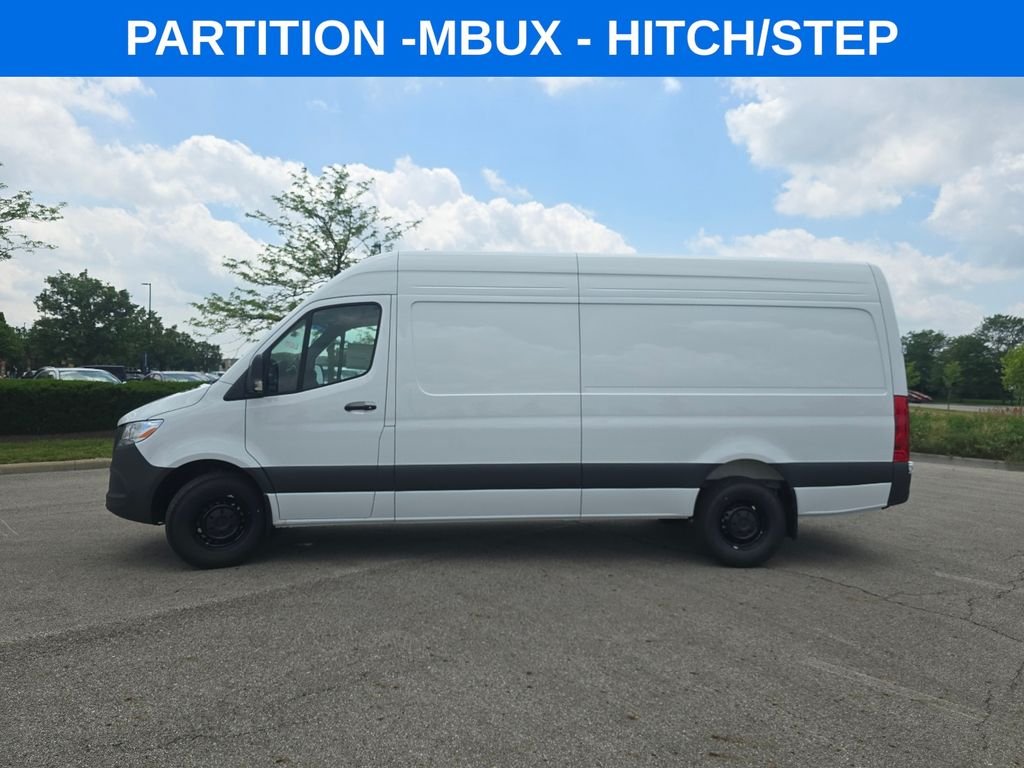 New 2026 Arctic White Mercedes-Benz Cargo 170 WB image 10