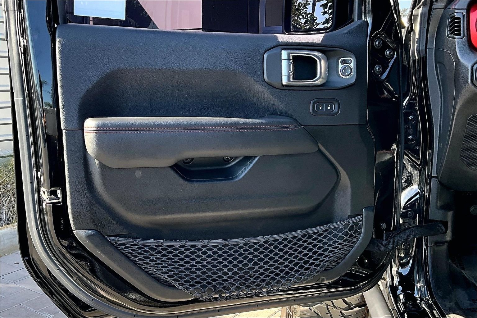 Used 2022 Black Jeep Rubicon image 23