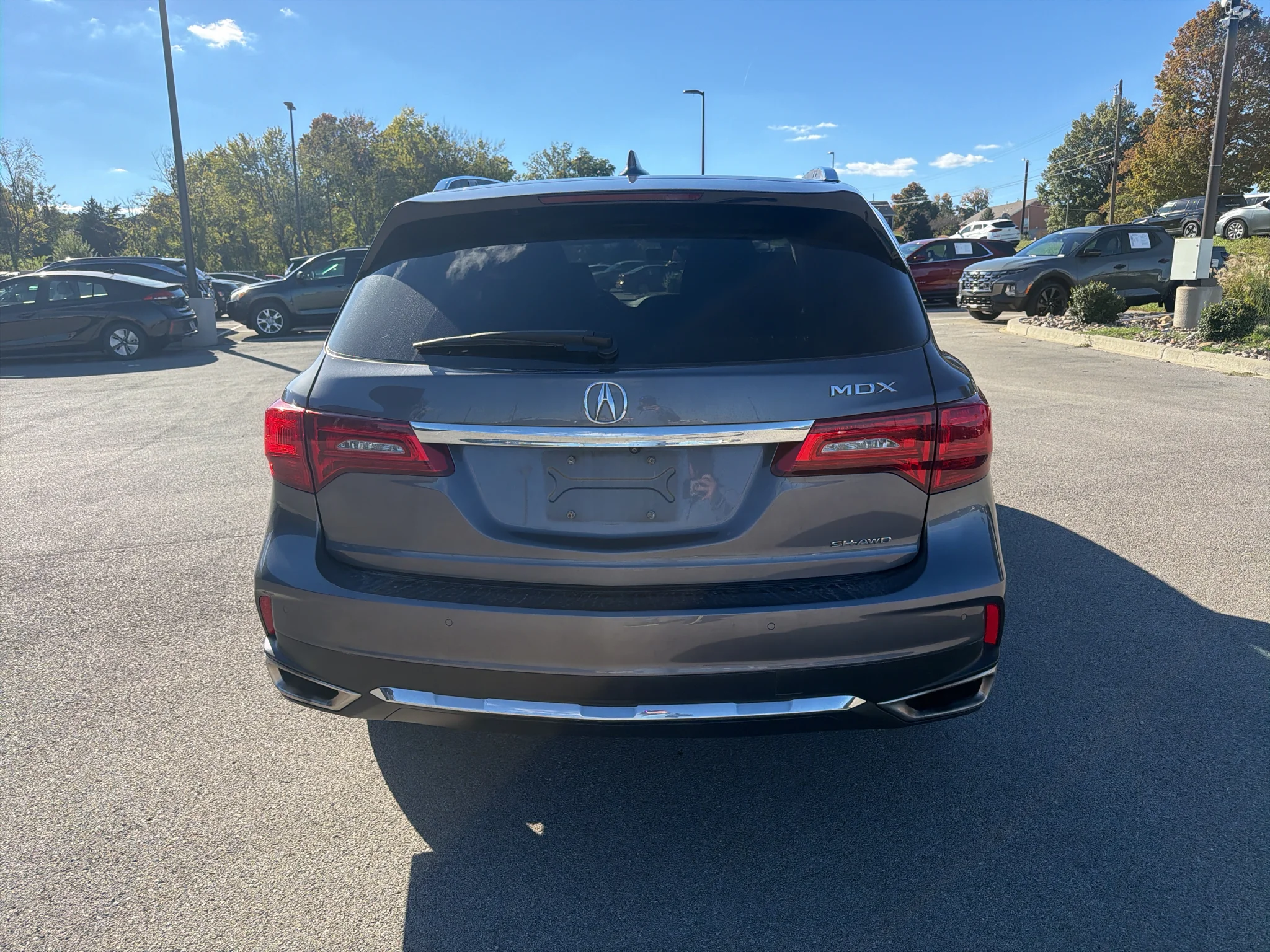 Used 2018 Modern Steel Metallic Acura w/Advance/Entertainment Pkg image 4