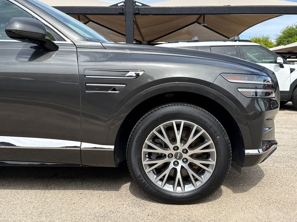 Used 2024 Gray Genesis 2.5T image 5