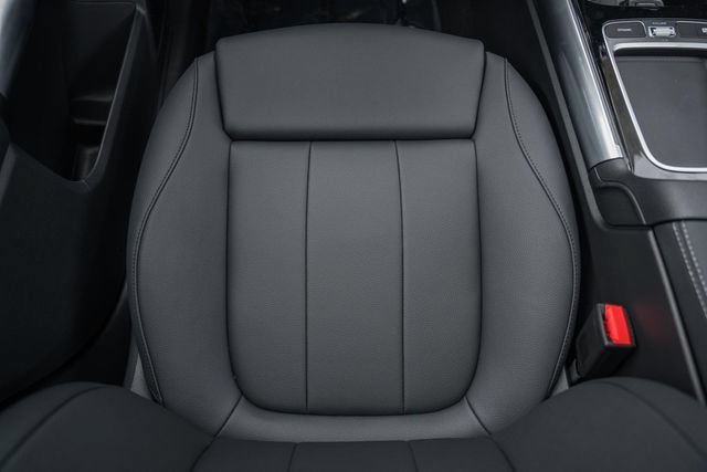 New 2026 Polar White Mercedes-Benz GLA 250 image 74