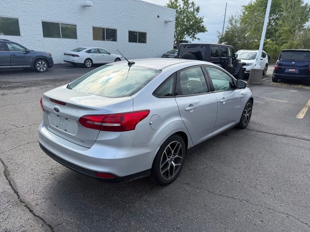 Used 2018 Silver Ford SEL image 3