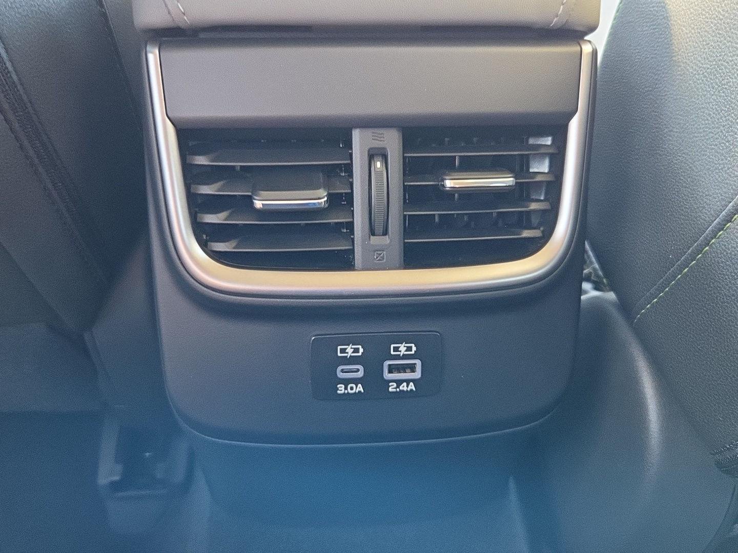 Used 2025 Crystal White Pearl Subaru Onyx Edition image 8