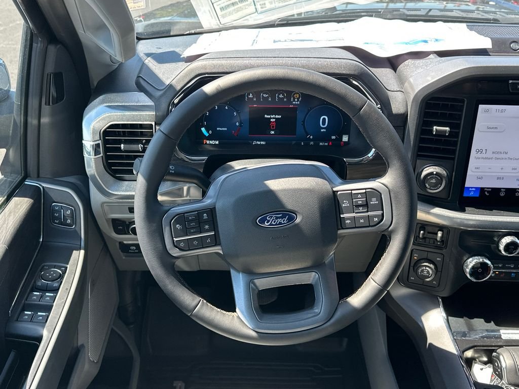 New 2025 Black Ford Lariat image 23