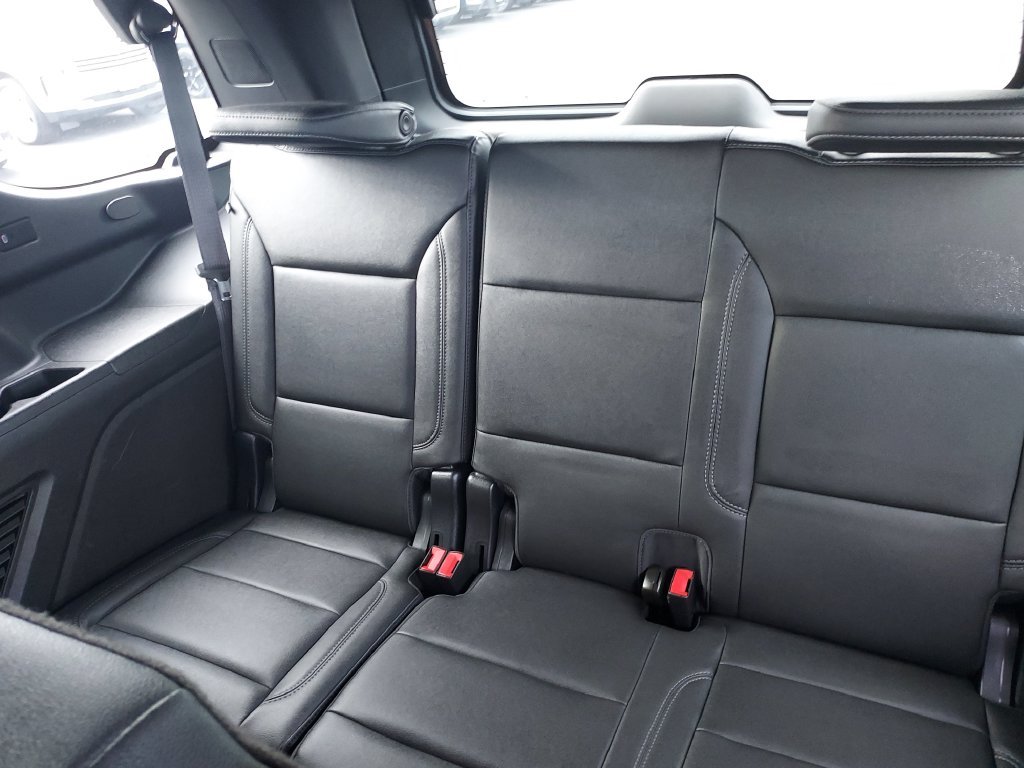 Used 2022 Black Chevrolet Z71 image 23