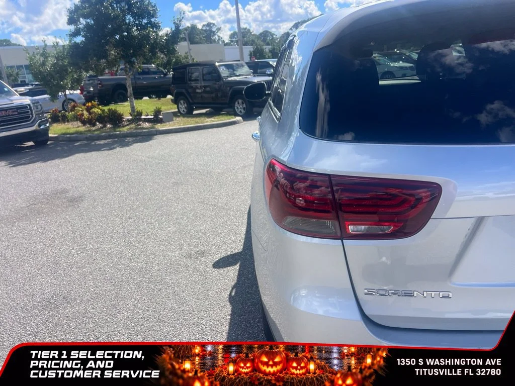 2019 Kia Sorento LX - Photo 8