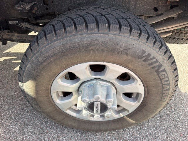 Certified Used 2024 White Ford  image 11