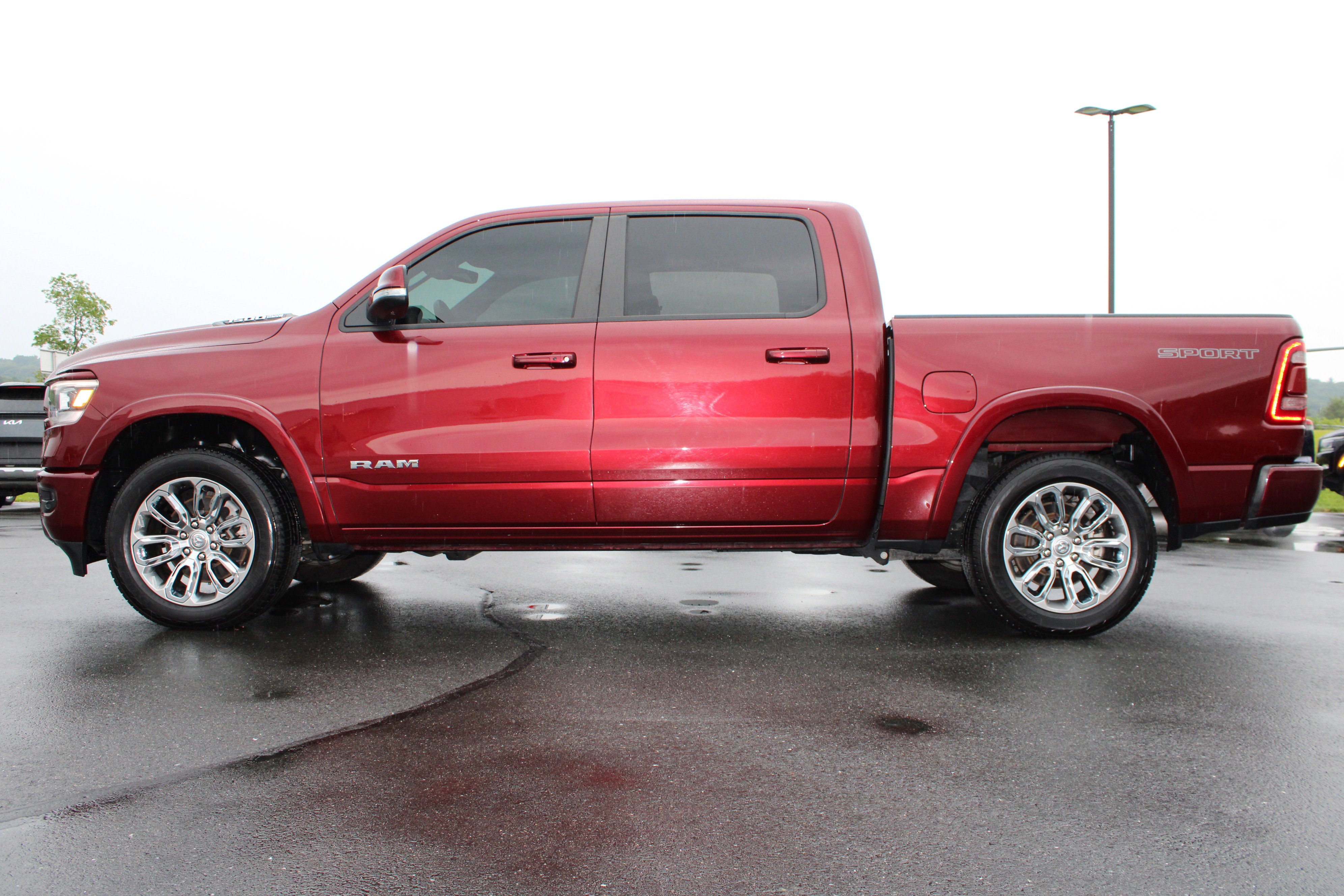 Used 2022 Delmonico Red Pearlcoat Ram Laramie image 14