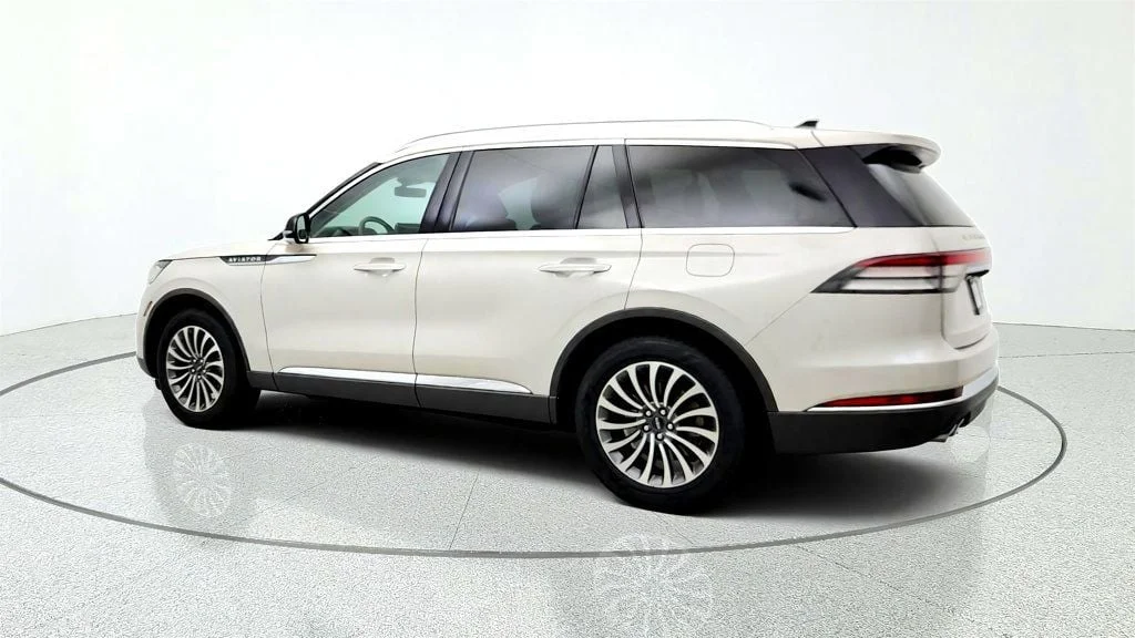 Used 2021 Ceramic Pearl Lincoln Reserve AWD w/ Elements Package Plus image 7