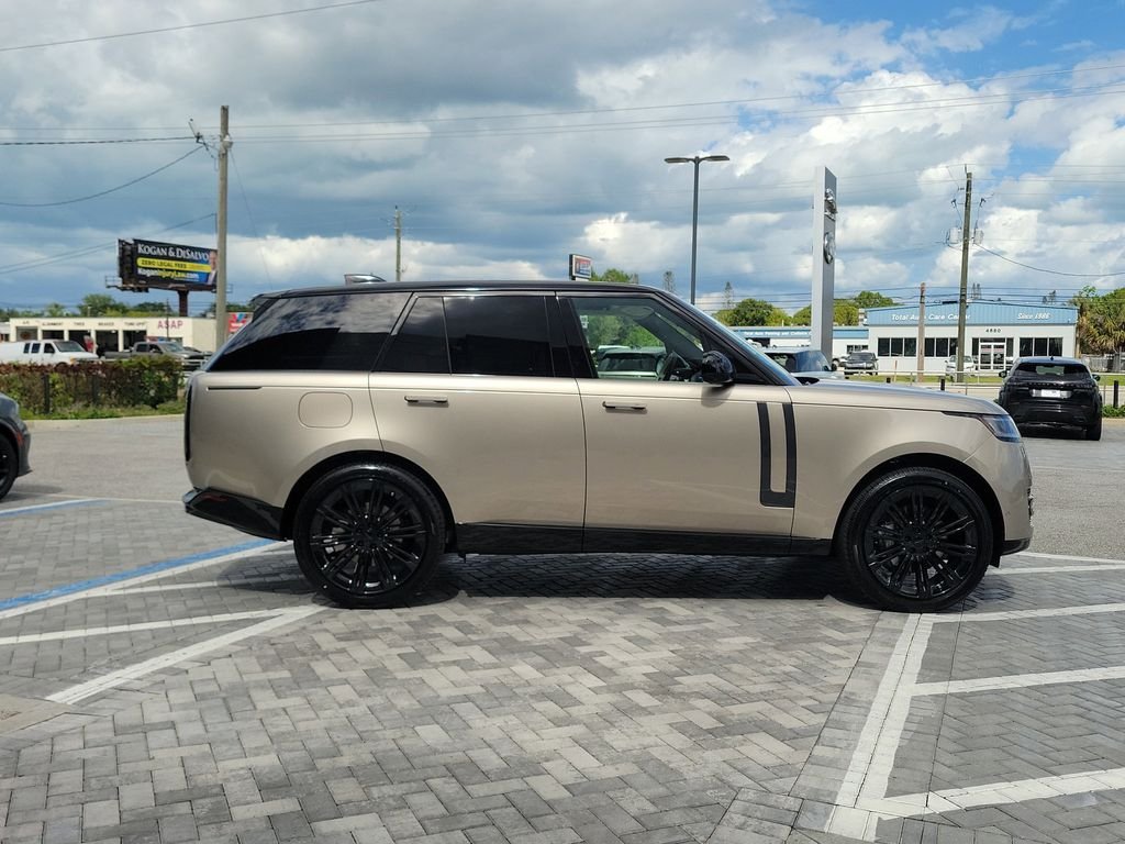 New 2026 Batumi Gold Land Rover SE image 6