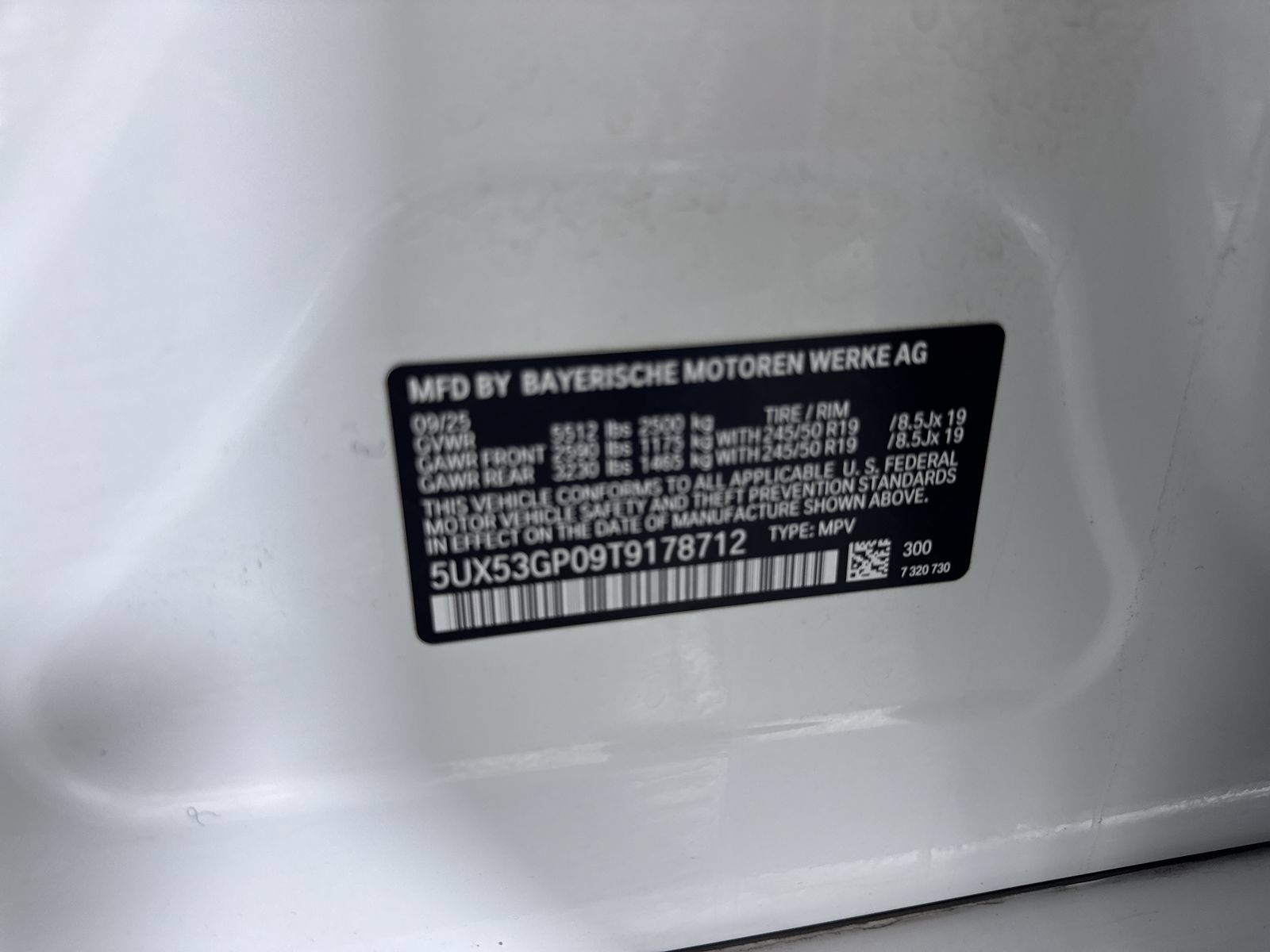 Used 2026 Alpine White BMW 30 xDrive image 13