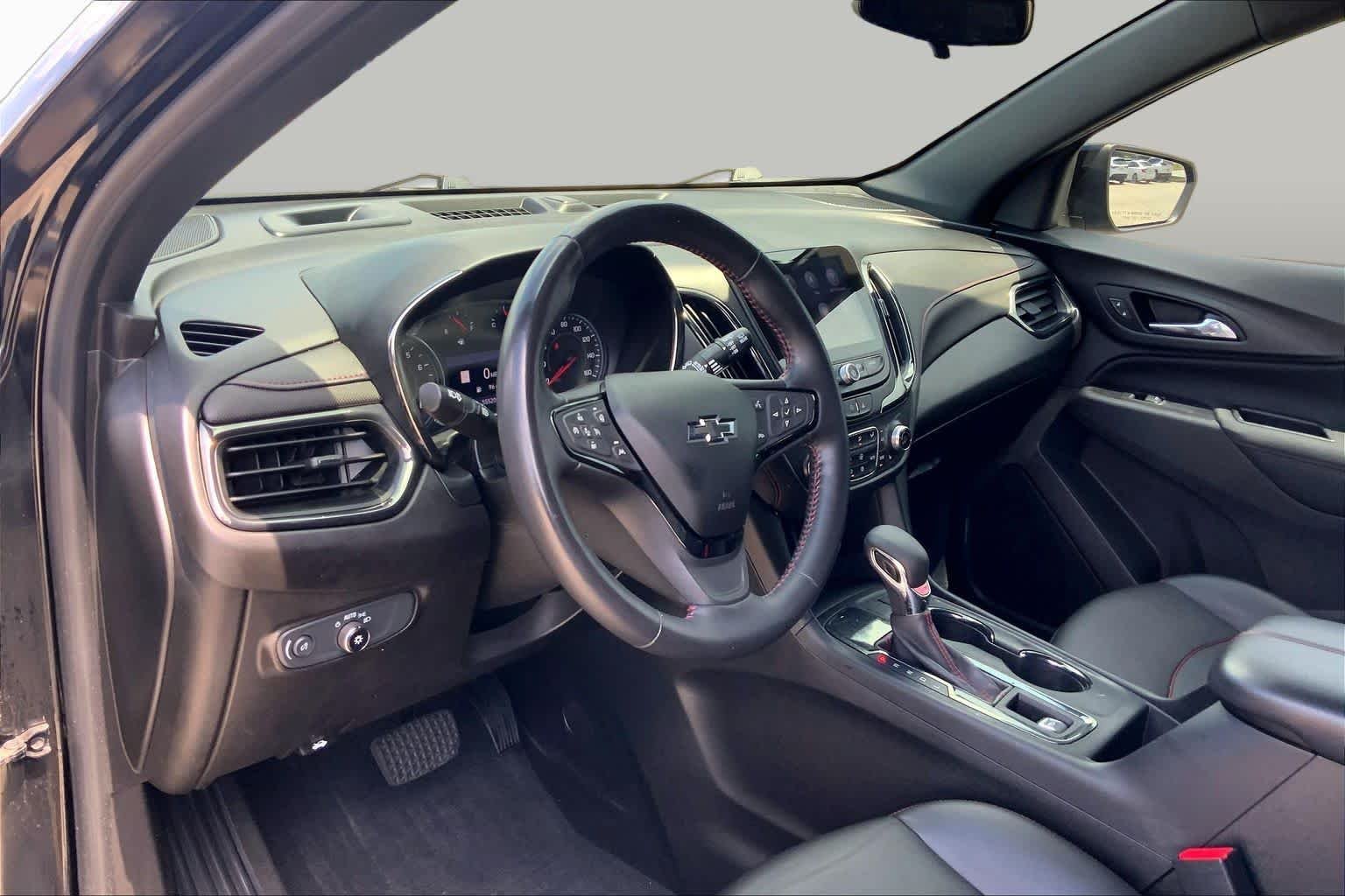 Used 2022 Mosaic Black Metallic Chevrolet RS image 17