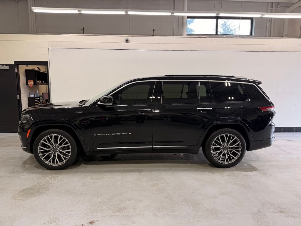 Used 2022 Jeep Grand Cherokee L Summit Reserve with VIN 1C4RJKETXN8523683 for sale in Golden Valley, Minnesota