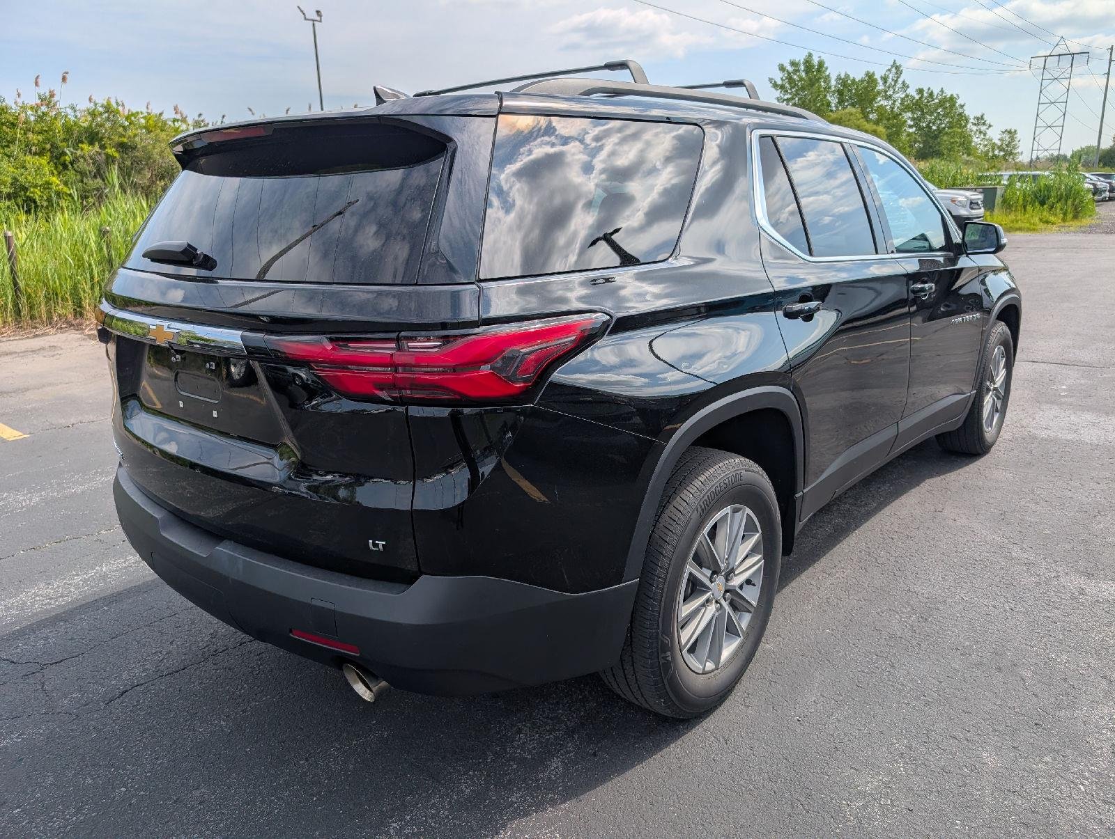 Used 2023 Mosaic Black Metallic Chevrolet LT Cloth image 8