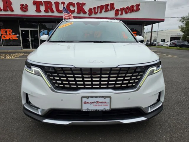 Used 2022 White Kia SX image 2